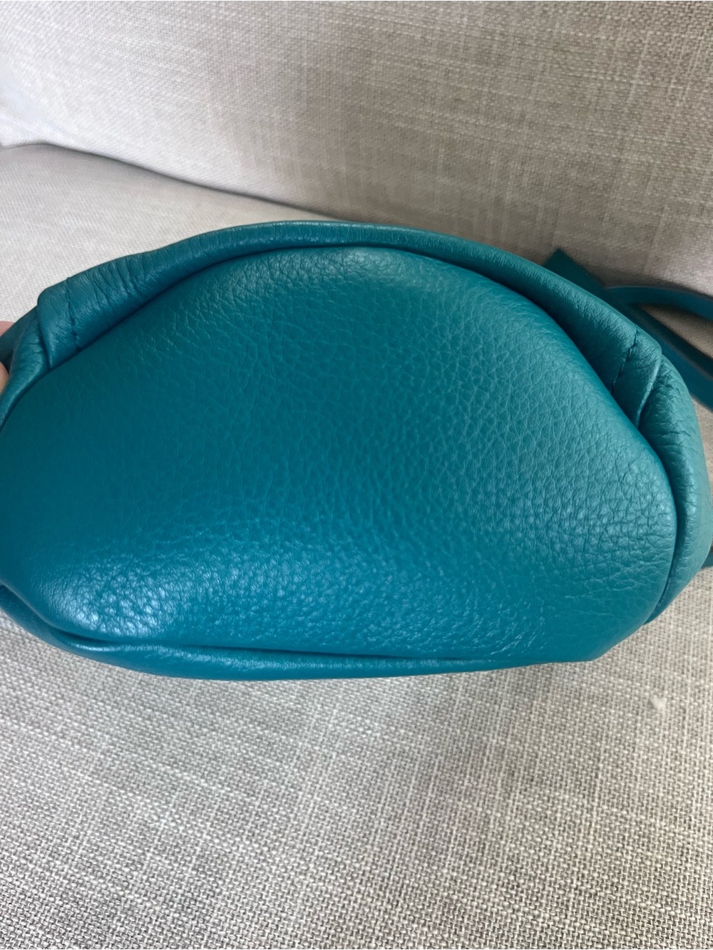 Aimee Kestenberg Rainforest Green Made to Fly Leather Crossbody - Picture 6 of 7